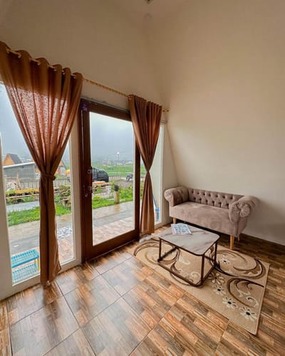 galeri Salju Cottage bawah 1