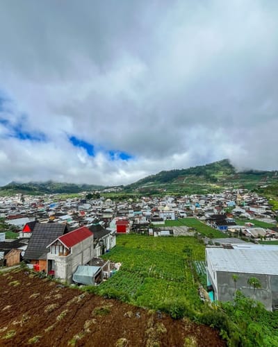 galeri Cabin Dieng dekat bukit Skoter  AlviDringo syariah 4