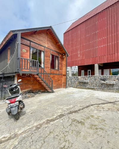 galeri Cabin Dieng dekat bukit Skoter  AlviDringo syariah 2