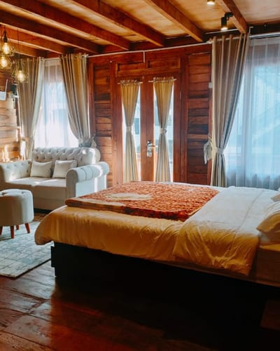 galeri Cabin zea dieng flamingo 1
