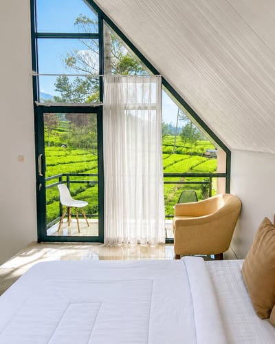 galeri Napoleon Luxury ~ Villa Dekat kebun teh tambi  0