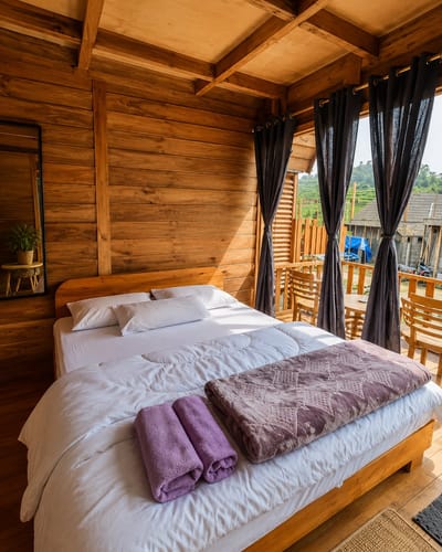 galeri Oemar Cabin Dieng 0