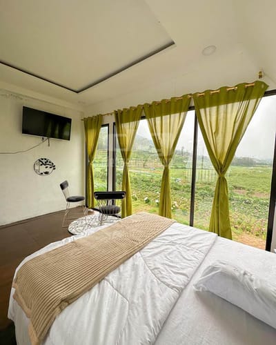 galeri Cabin Salju Dieng salju 1