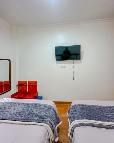 galeri Villa 8 Kamar kapasitas 20 orang ~  Eric Syariah  5