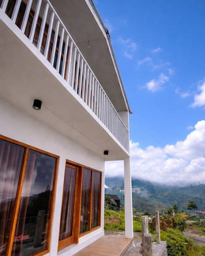 galeri Villa dekat Pintu langit view Gunung Sindoro ~ whitestone 1